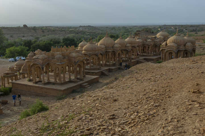 61 - India - Jaisalmer - cenotafios de Bada Bagh